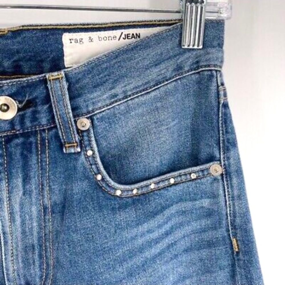 ⭐️HOST PIC⭐️10/3/24 🥂Rag & Bone ‘Riveted’ cropped Jeans, 24. A RARE Rag & Bone! - Picture 5 of 13
